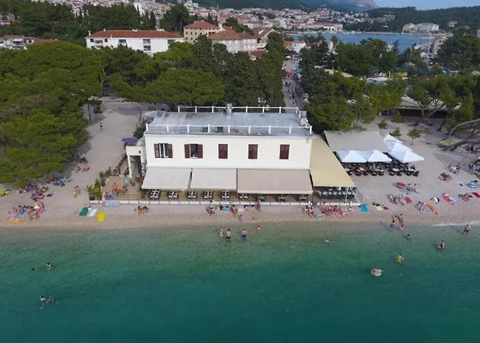 Riviera - Zuta Kuca Penzion *