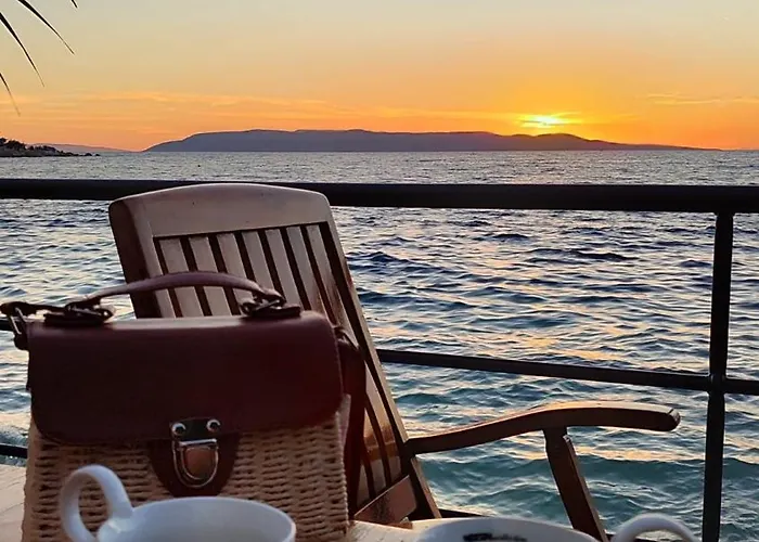 Penzion Riviera - Zuta Kuca *