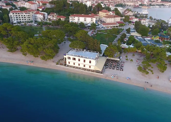 Riviera - Zuta Kuca Penzion *