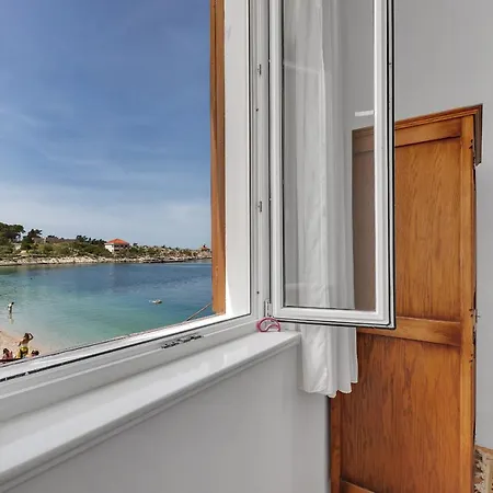Beach Riviera - Zuta Kuca Makarska
