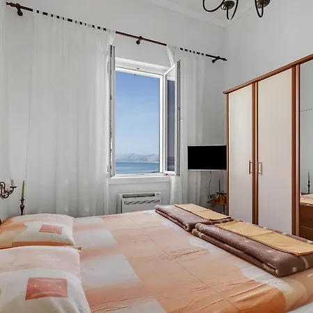Beach Riviera - Zuta Kuca Gostinjska kuća Makarska