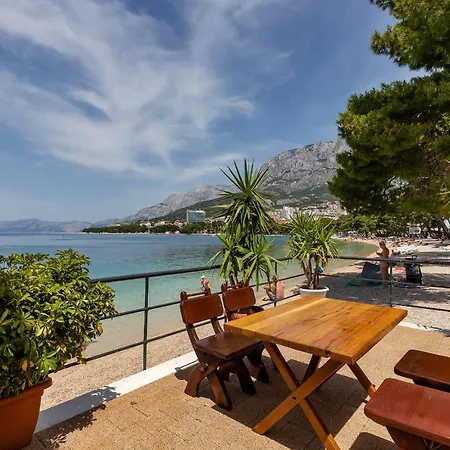 Gostinjska kuća Beach Riviera - Zuta Kuca Makarska