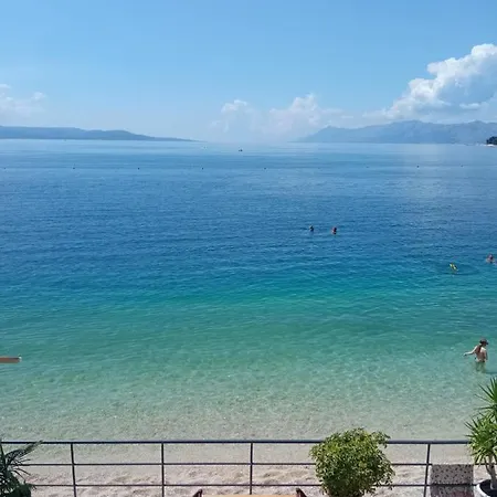 Beach Riviera - Zuta Kuca