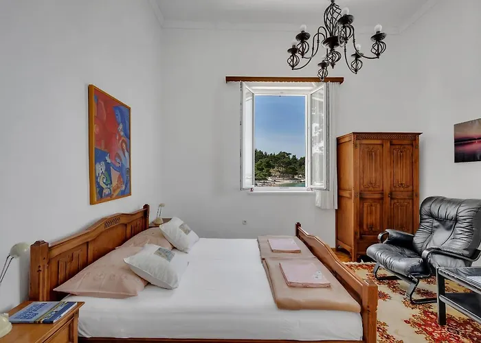 Gasthuis Riviera - Zuta Kuca Makarska