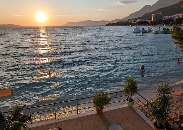 Vendégház Riviera - Zuta Kuca *